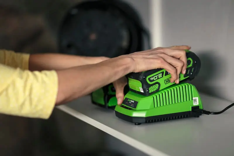 40v Litij-ION 2Ah baterija