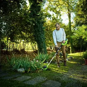 40V kosilnica z nitko in rezilom 2,0mm z brezkrtačnim DIGIPRO motorjem s 4Ah baterijo in polnilcem