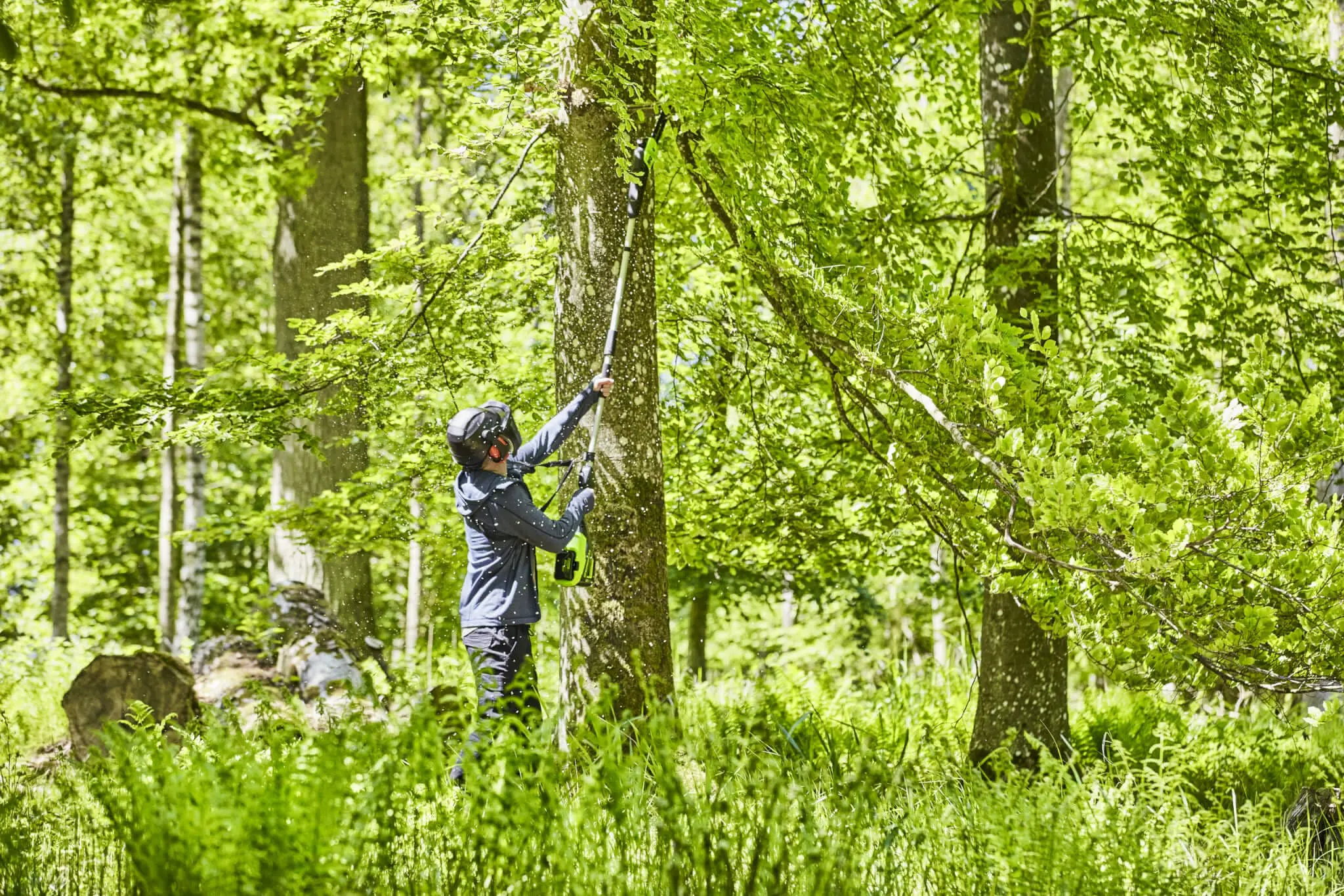 60V višinska verižna žaga z brezkrtačnim DIGIPRO motorjem